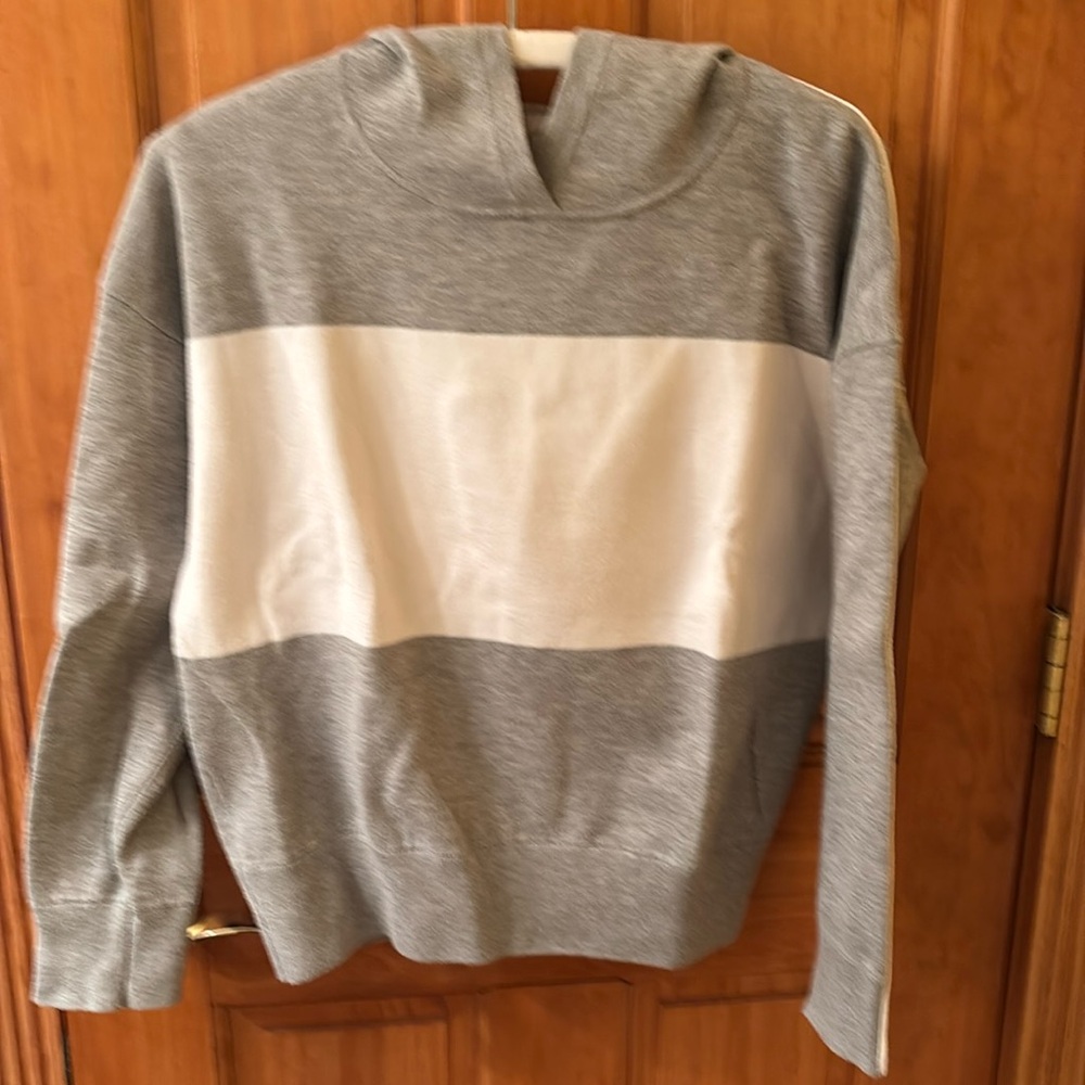 Color Block top by Athleta in size M. Spandex, nylon & cotton.